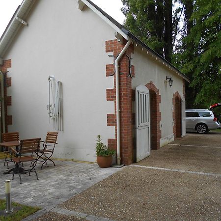 Maison d'hôtes Le Manoir de Contres Le Controis-en-Sologne Exterior foto