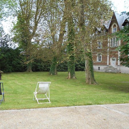 Maison d'hôtes Le Manoir de Contres Le Controis-en-Sologne Exterior foto